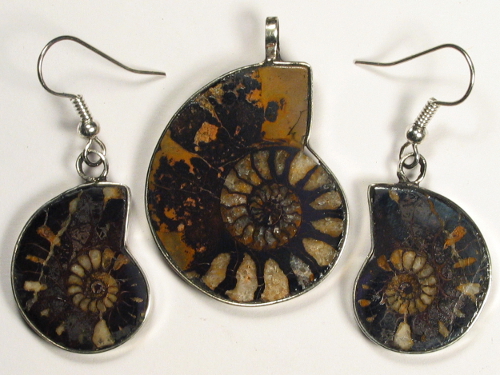 Ammonite pendant and earrings from Morocco 3,3/2,3cm
