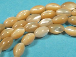 Tectus nacre rice grain beads beige ~0,8cm (x5)