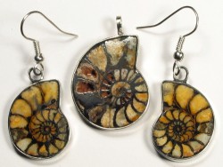 Ammonite pendant and earrings from Morocco 2,7/2,2cm