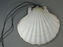 Pilgrims shell deep valve 13+cm with leather tape